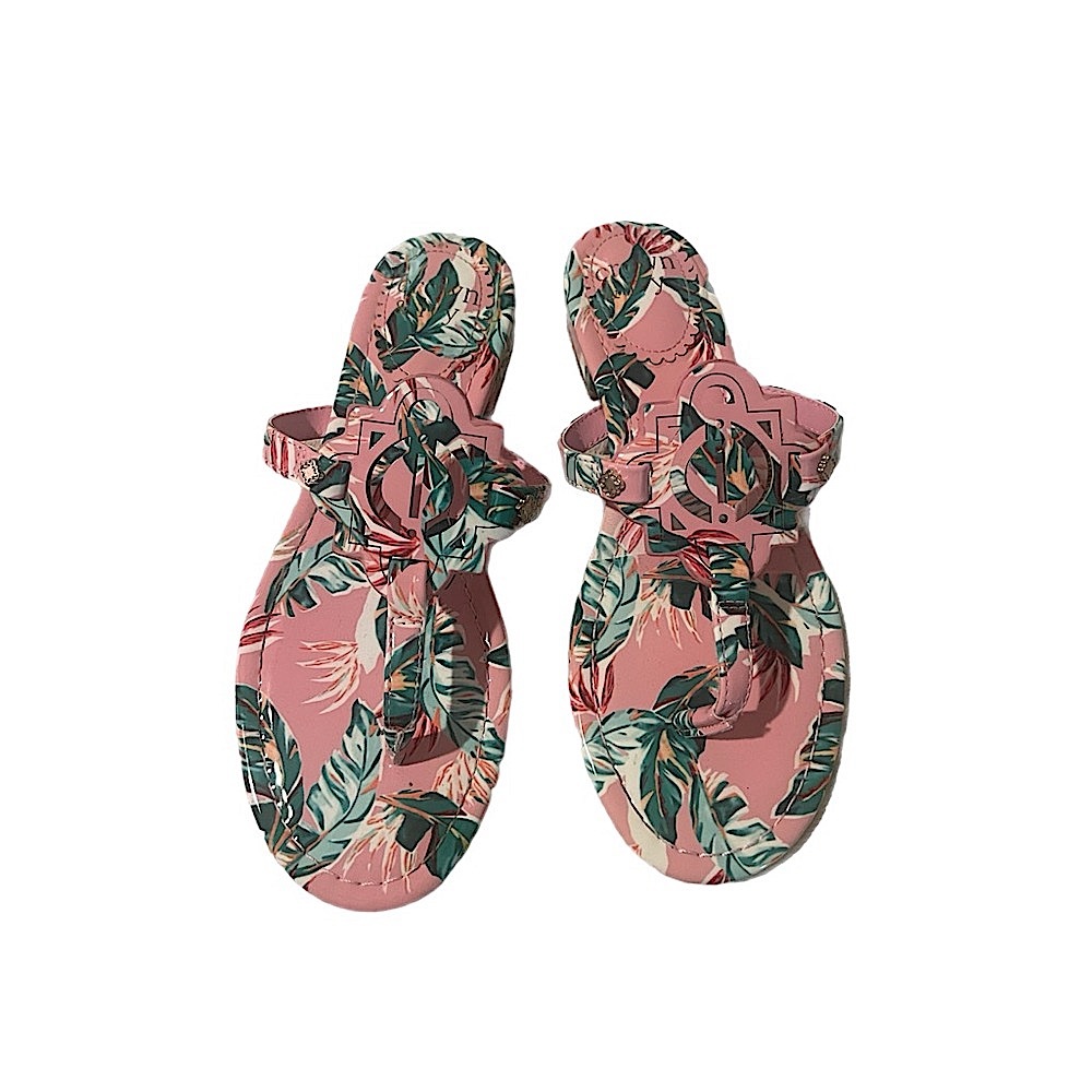 crown & ivy sandals size 7